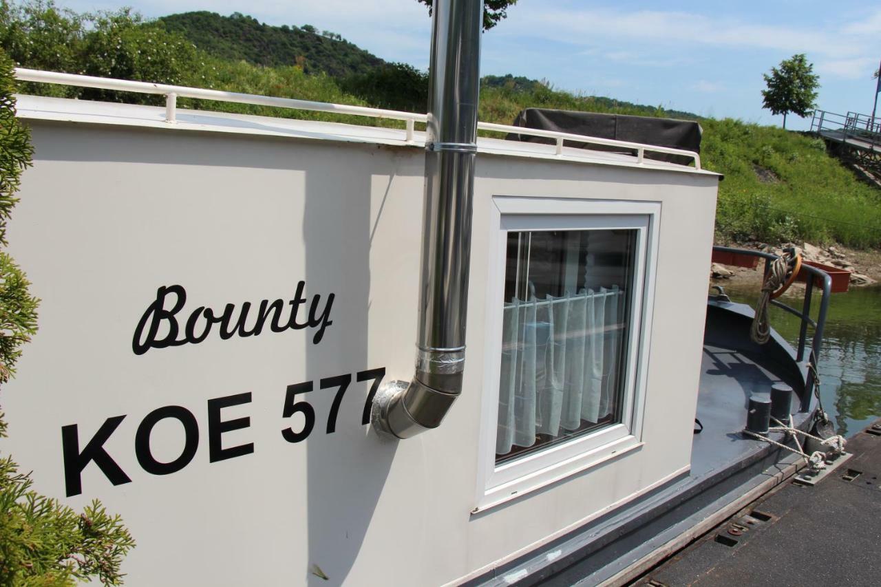 Hausboot Bounty Botel